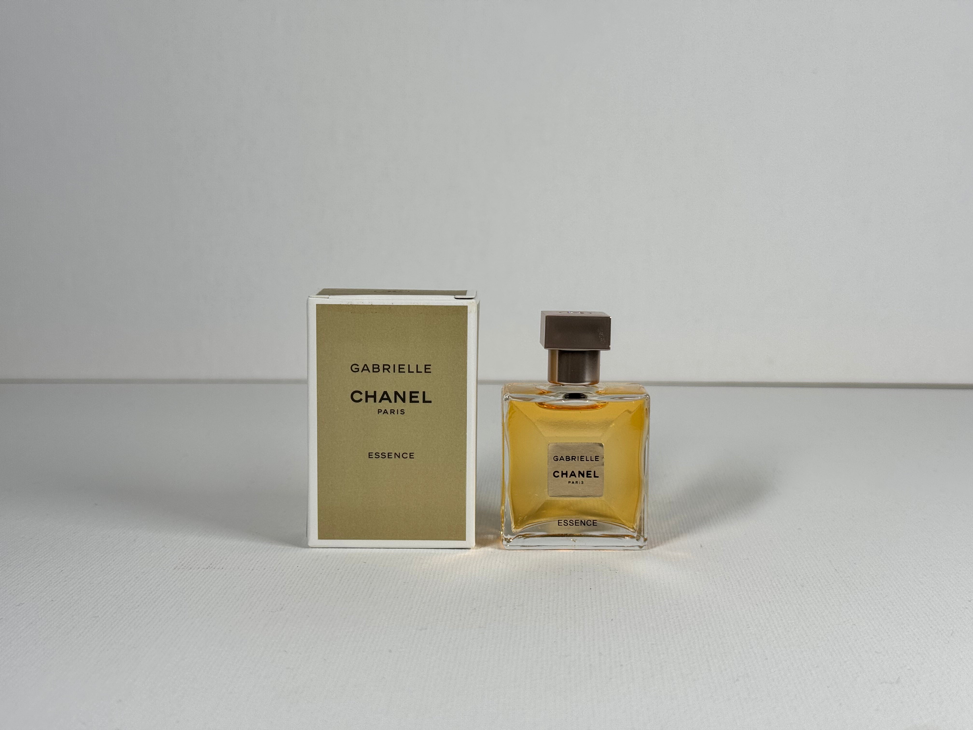 Chanel Gabrielle Essence Eau de Parfum 5ml Mini Perfume – Luxurious Floral Scent for Women