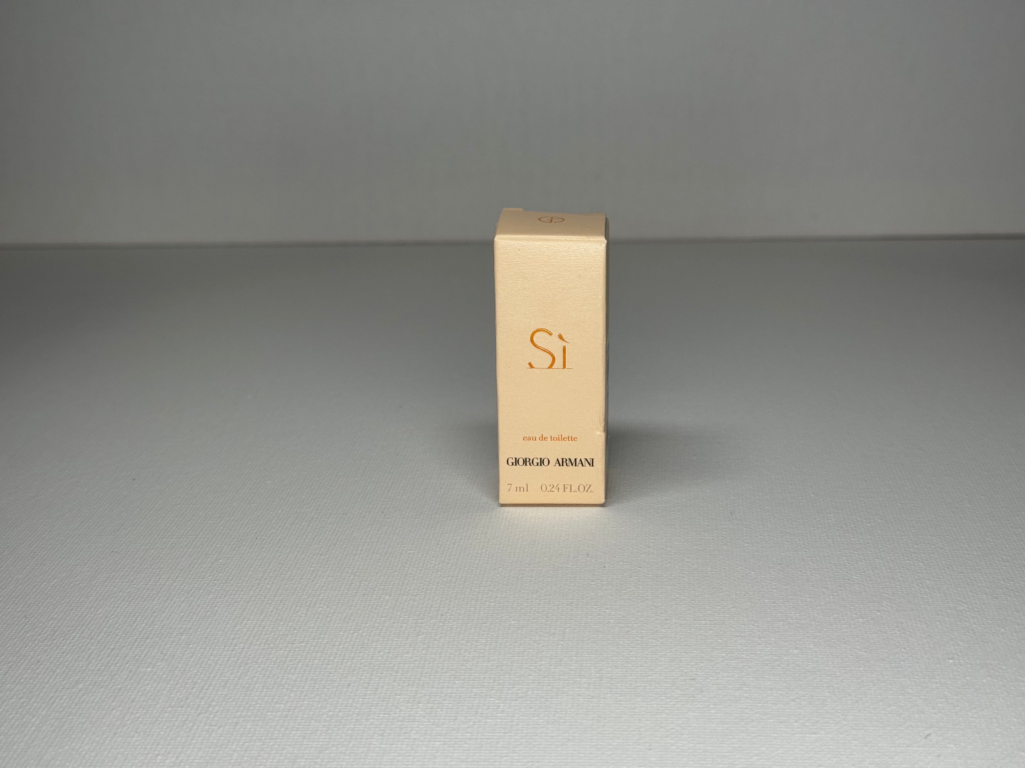 Giorgio Armani Sì Eau de Toilette Mini Perfume 7ml – Dab Bottle