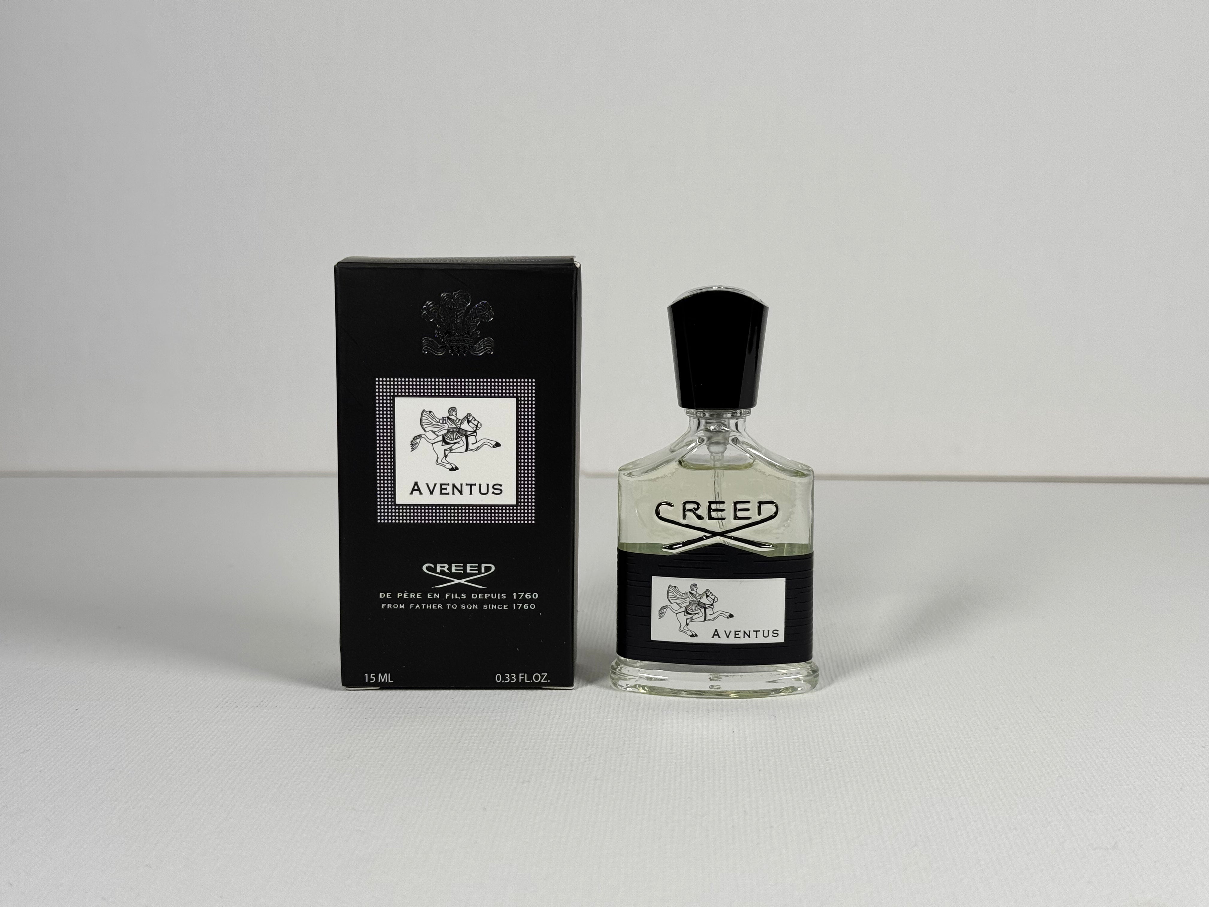 Creed Aventus Eau de Parfum 15ml Mini Perfume – Iconic Fruity Woody Scent for Men
